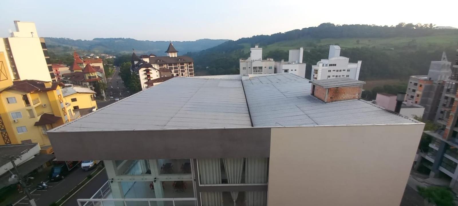 Apartamentos Ed London, Na Av Principal A Poucos Passos Das Termas 피라투바 외부 사진