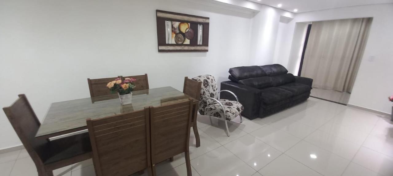 Apartamentos Ed London, Na Av Principal A Poucos Passos Das Termas 피라투바 외부 사진