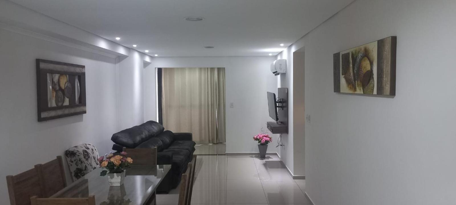 Apartamentos Ed London, Na Av Principal A Poucos Passos Das Termas 피라투바 외부 사진