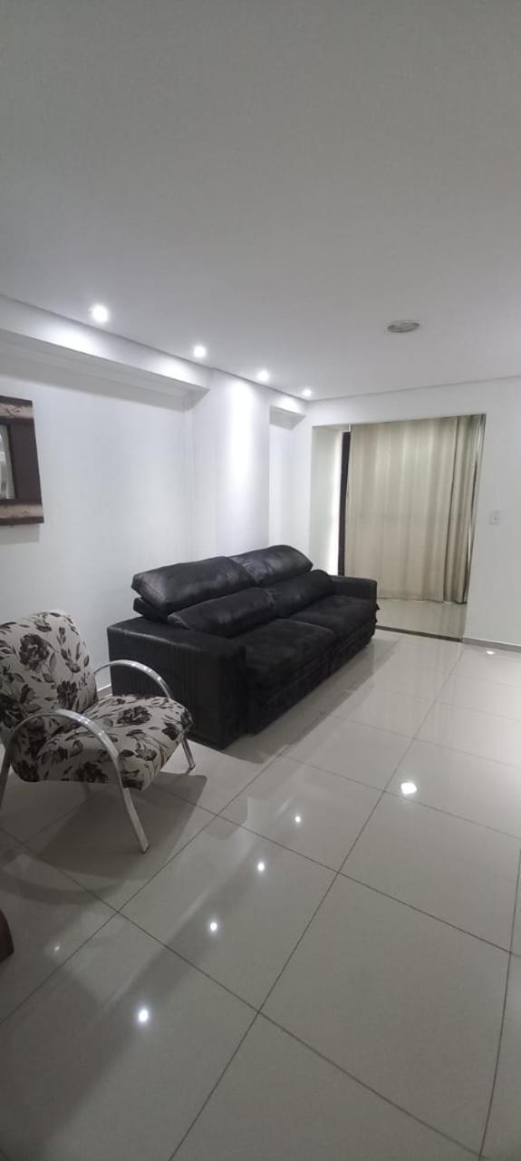 Apartamentos Ed London, Na Av Principal A Poucos Passos Das Termas 피라투바 외부 사진